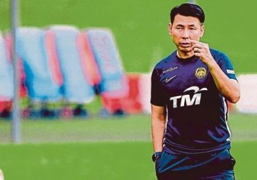 HLV Malaysia đánh giá cao tuyển Việt Nam dù vắng Hùng Dũng