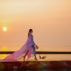 Thanh Hằng sải bước dưới ánh hoàng hôn tại ‘Fashion Voyage’