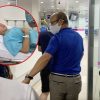 Bất chấp nửa đêm, HLV Park Hang-seo và vợ Hùng Dũng tức tốc đến bệnh viện