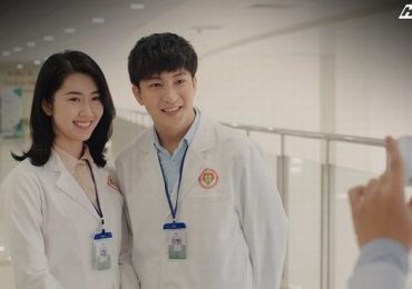 ‘Cây táo nở hoa’: Ngọc òa khóc trong vòng tay Hạnh, thoát cơn chơi vơi nhờ một tia thấu hiểu của vợ