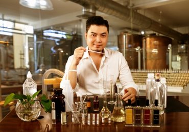 Đức Vincie ra mắt thương hiệu nước hoa mang tên mình trong mùa dịch