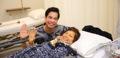 Ca sĩ Ngọc Sơn buồn vì mẹ đột ngột qua đời