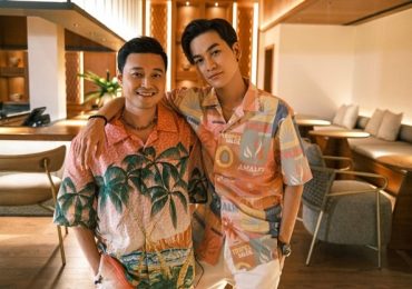 Ali Hoàng Dương song ca cùng Quang Vinh cực chill tại bờ biển, cứ ngỡ đang quay MV