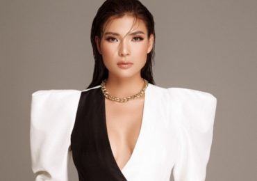 Ở nhà chống dịch, Thúy Diễm nhận TIN vui bất ngờ