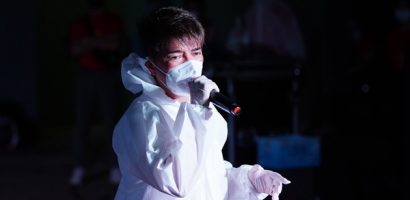 Đàm Vĩnh Hưng tặng 300 triệu cho bệnh viện dã chiến Thủ Đức để phòng chống dịch Covid-19
