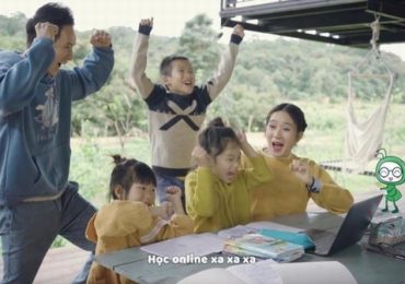 Gia đình Lý Hải – Minh Hà tự quay MV ‘không ê-kíp’ cùng các con khi bị kẹt ở Lâm Đồng