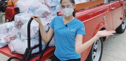 Hoa hậu Đỗ Hà cứu trợ lương thực cho người khuyết tật, người già neo đơn