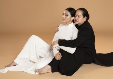 Dịp 20/10, Trương Thị May khoe ảnh cùng hai người phụ nữ quan trọng nhất cuộc đời