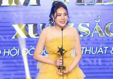 Hồ Bích Trâm lập ‘cú đúp’ tại Ngôi sao xanh với web-drama ‘Về nhà ăn Tết’