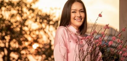 Á hậu Thanh Uyên thướt tha với tà áo dài