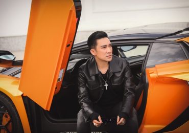 Quang Hà lái siêu xe Lamborghini 70 tỷ gây náo loạn phố Hà Nội