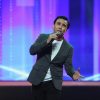 Bất ngờ với giọng hát của MC Quyền Linh