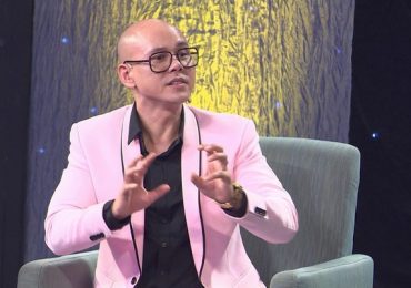 Phan Đinh Tùng: Vợ chấp nhận lui về để tôi được tỏa sáng