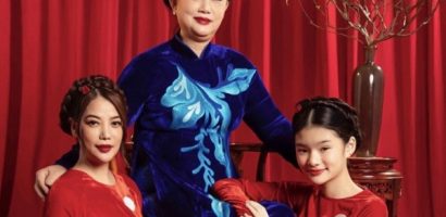 Ba thế hệ nhà Trương Ngọc Ánh diện áo dài, cùng khoe sắc trước thềm năm mới
