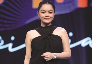 Phạm Quỳnh Anh bồi hồi nhớ về thời mới vào nghề
