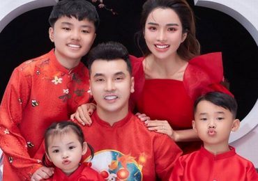 Ưng Hoàng Phúc khoe ảnh gia đình ấm áp