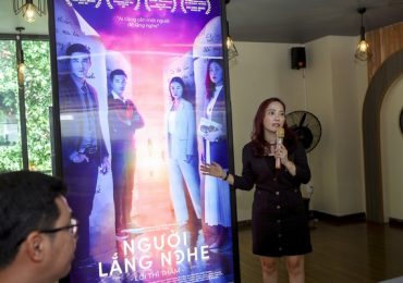 Đạo diễn ‘Người lắng nghe’ lần đầu hé lộ bí mật về poster 3D khiến bộ phim thêm ma mị