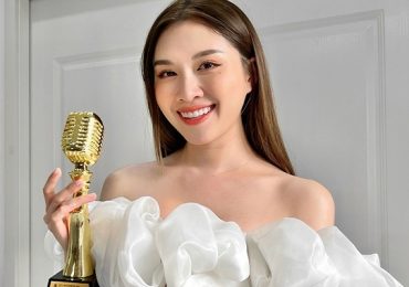 Thanh Thanh Huyền nhận giải thưởng tại ‘World Creator Awards’