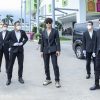 Nathan Lee thuê 4 vệ sĩ hộ tống dự show thời trang