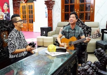 Danh ca Ngọc Sơn mở màn cho sự trở lại của ‘Gõ cửa nhà sao’