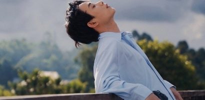 Trúc Nhân ‘gây bão’ khi thể hiện lại ca khúc ‘Đôi bờ’