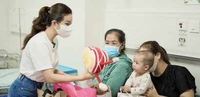 Hoa hậu Thu Hoài: ‘Từ thiện không chỉ là cho đi tiền bạc’