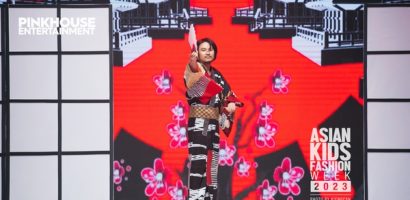 Đạo diễn Hoàng Nhật Nam lần đầu catwalk trên sàn runway chuyên nghiệp