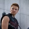 ‘Thần tiễn’ Jeremy Renner gặp tai nạn nguy kịch, Hollywood dõi theo cầu nguyện