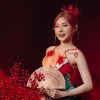 DJ T-Tina rực rỡ trong sắc đỏ đón xuân Quý Mão