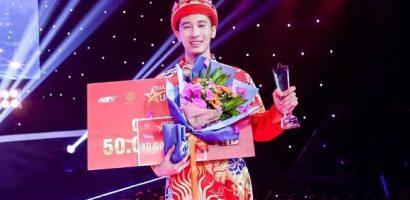 TLong xuất sắc nâng cúp chiến thắng ‘Tỏa sáng ước mơ’