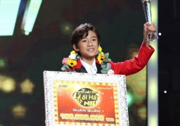 Cậu bé ‘sinh non 7 tháng’ Khang Nguyên lên ngôi quán quân ‘Hãy nghe tôi hát nhí 2022’