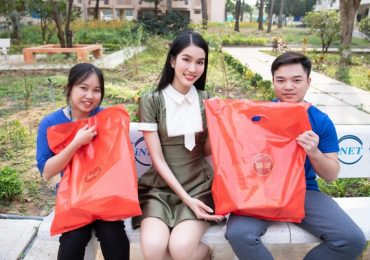 Tết hạnh phúc – Đón Tết xa nhà cùng Á hậu Phương Anh