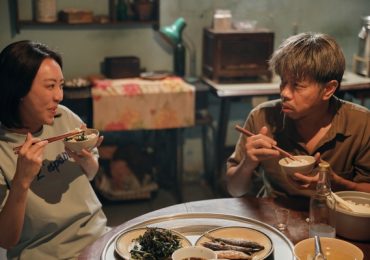 Mối nhân duyên phim ảnh của Thu Trang và Thái Hòa trước khi hội ngộ trong ‘Chuyện xóm tui – Con nhót mót chồng’