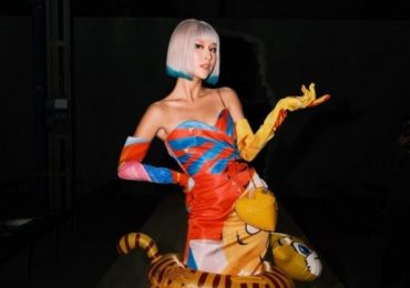 Quỳnh Anh Shyn nhận được đãi ngộ khủng từ Moschino