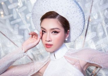 Diện ‘Bánh tráng’, Thanh Thanh Huyền khiến fans ngỡ ngàng