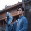 Brian tung bộ hình áo dài đậm chất ‘chàng trai Việt’