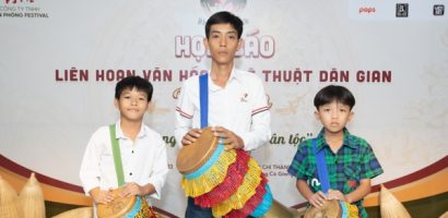 Sân chơi văn hóa nghệ thuật dân gian hấp dẫn trong dịp lễ 30/04