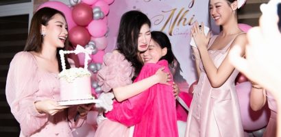 Mừng sinh nhật tuổi 21, Á hậu Phương Nhi bất ngờ bật khóc