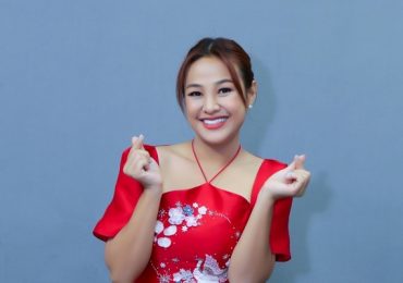 Mẹ Trà Ngọc bán hết nữ trang khi con gái đỗ vào trường sân khấu