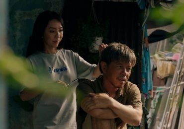 ‘Con Nhót mót chồng’ tung phân cảnh cảm động của Thái Hòa và Thu Trang