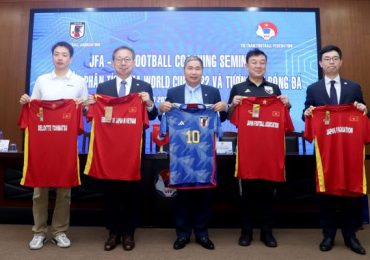 Bóng đá Việt Nam đón nhận tình cảm từ Deloitte và JFA