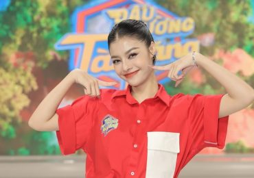 Á hậu Lona tiết lộ ngày xưa hay đi guốc, mặc áo dài của mẹ