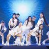Hoa hậu Mai Phương bán áo thun gây quỹ thiện nguyện