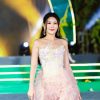 Lê Âu Ngân Anh làm vedette show ‘IVAN 7’