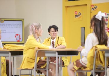 Phạm Đình Thái Ngân ‘ra dẻ’ cool ngầu trước mặt Lan Hương nhưng bị Cody, Luna ‘bắt bài’