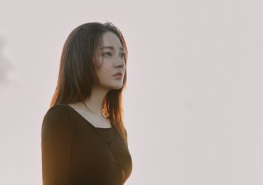 Bảo Anh hối tiếc vì không nói ra được tình yêu trong MV ‘cô ấy của anh ấy’