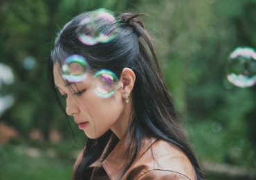 Suni Hạ Linh ‘đốn tim’ fans bởi nhan sắc thơ mộng