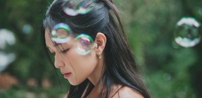 Suni Hạ Linh ‘đốn tim’ fans bởi nhan sắc thơ mộng