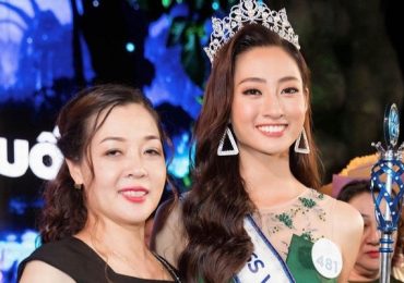 Hoa hậu Lương Thuỳ Linh dành một ngày đặc biệt cho mẹ