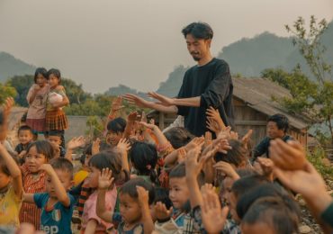 Trước thềm liveshow ở Hà Nội, Đen tung MV mới kèm thông điệp và hành động nhân văn